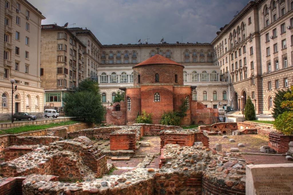 Spacious Apartment Next To South Park Просторен Апартамент До Южен Парк Top Location Sofia Exterior foto